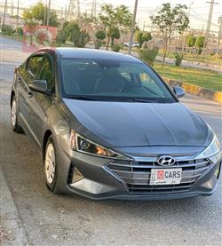 هیوندای ئەلەنترا